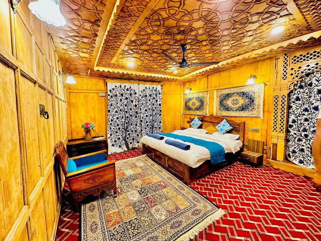 New Zealand Group Of Houseboats Hotel Srīnagar Екстериор снимка