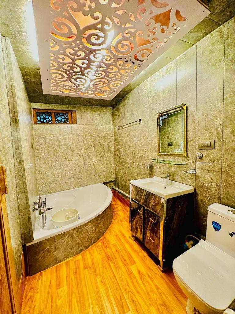 New Zealand Group Of Houseboats Hotel Srīnagar Екстериор снимка