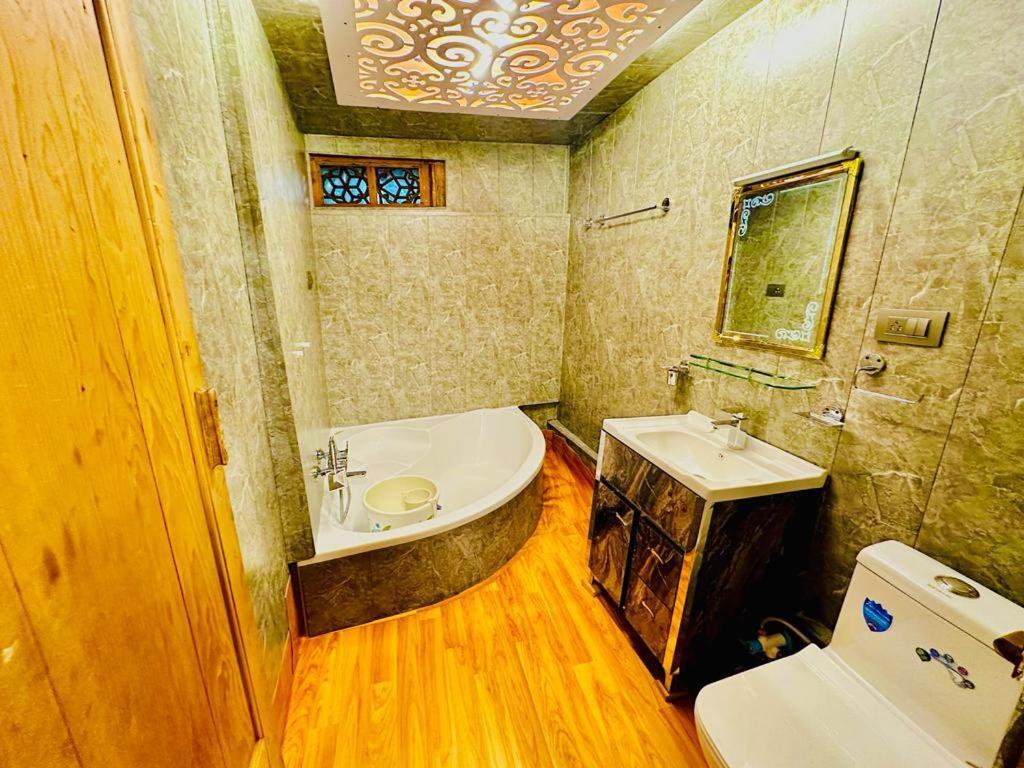 New Zealand Group Of Houseboats Hotel Srīnagar Екстериор снимка
